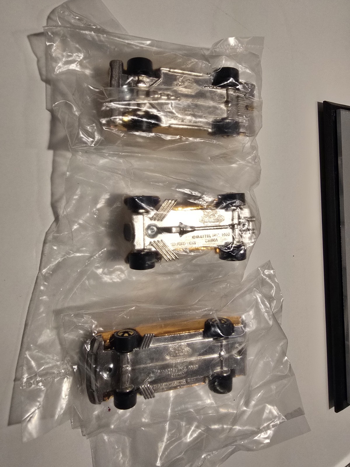 Hot Wheels FAO Schwarz 24K Gold Classics II Set Mustang / Nomad / Vicky LIMITED