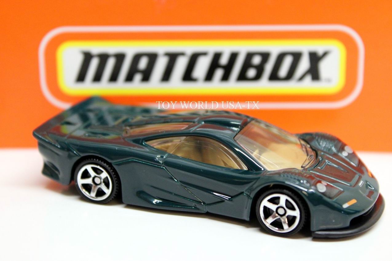 2026 Matchbox #32 MBX Showroom 1997 McLaren F1 GT