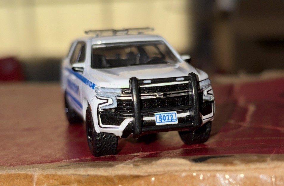 1/64 Kitbash Chevy Tahoe NYCD New York City Corrections Department Transport