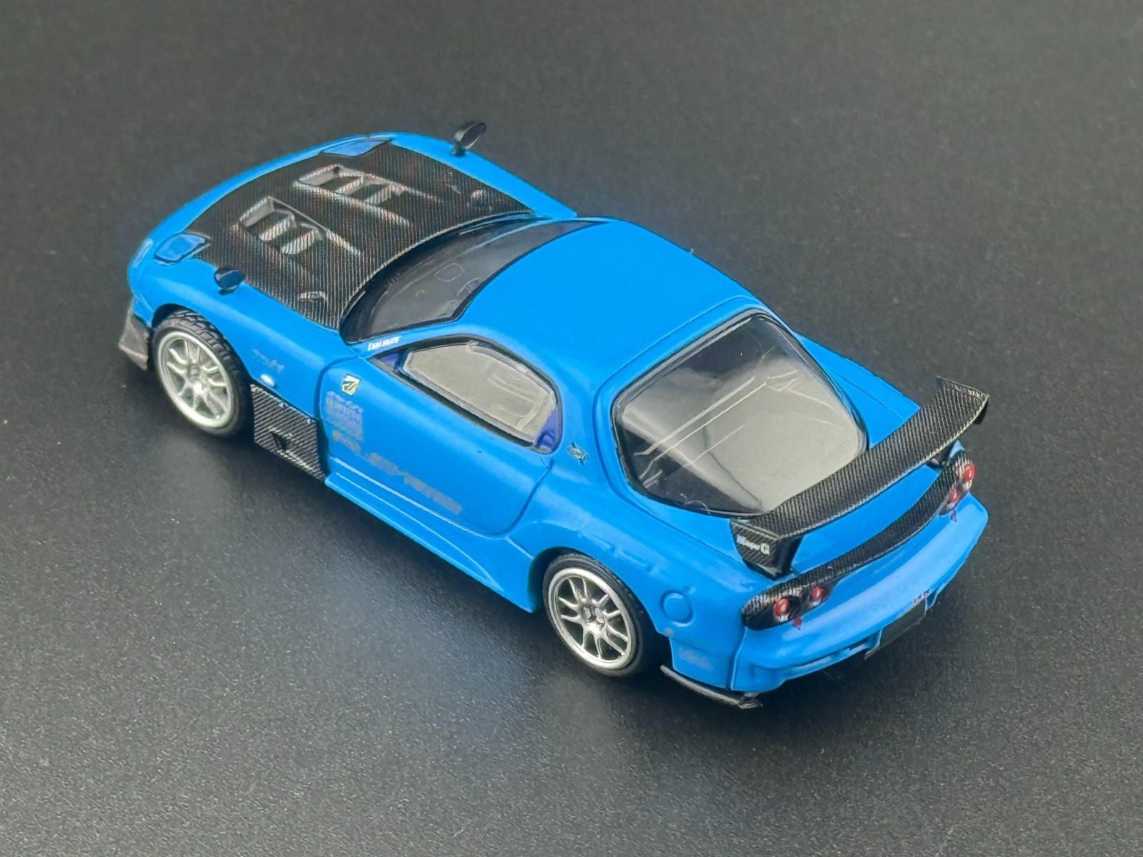 Mini GT Mazda RX-7 RE-Amemiya 20B NA 3ROTOR-7 “Ama-san Go” #1046 1/64