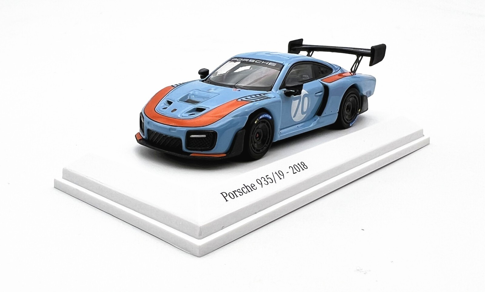 Minichamps 1:64 Porsche 935/19 – 2018 – Gulf Blue