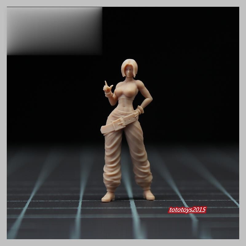 1/64 Fighting girl Scene Prop Miniature Figure Doll Model For Cars Vehicles Toy