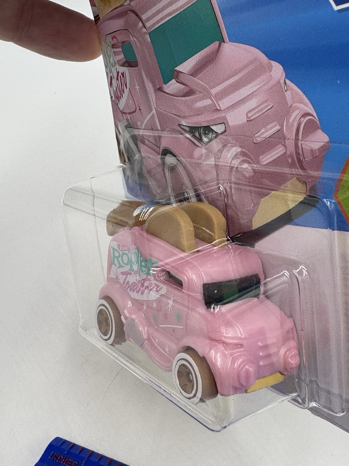 Lot of Two 2026 Hot Wheels Pink Roller Toaster Exerimotors Series 3/5 Cars