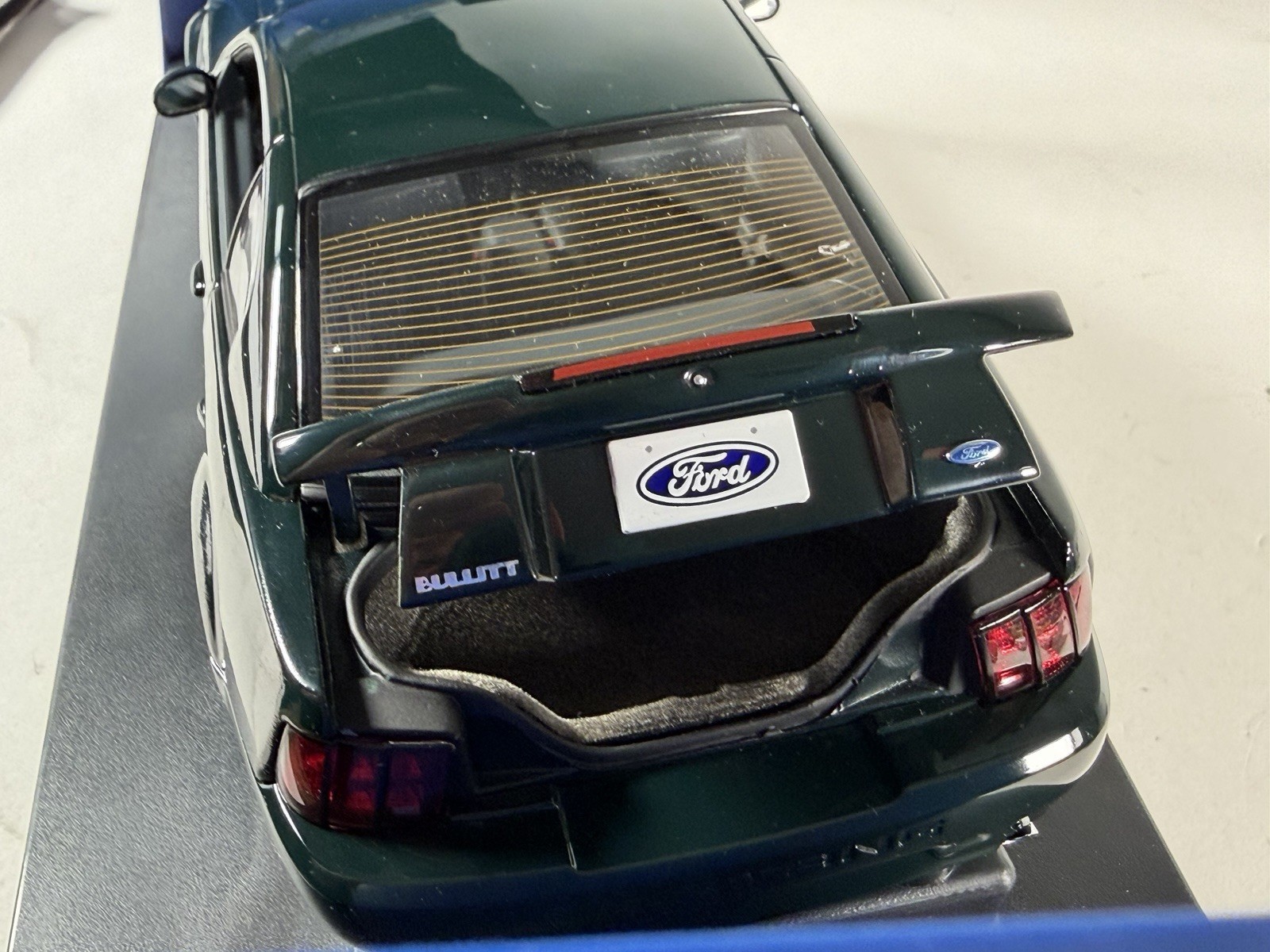 Autoart 2001 Ford Mustang GT Dark Green 1/18 Scale