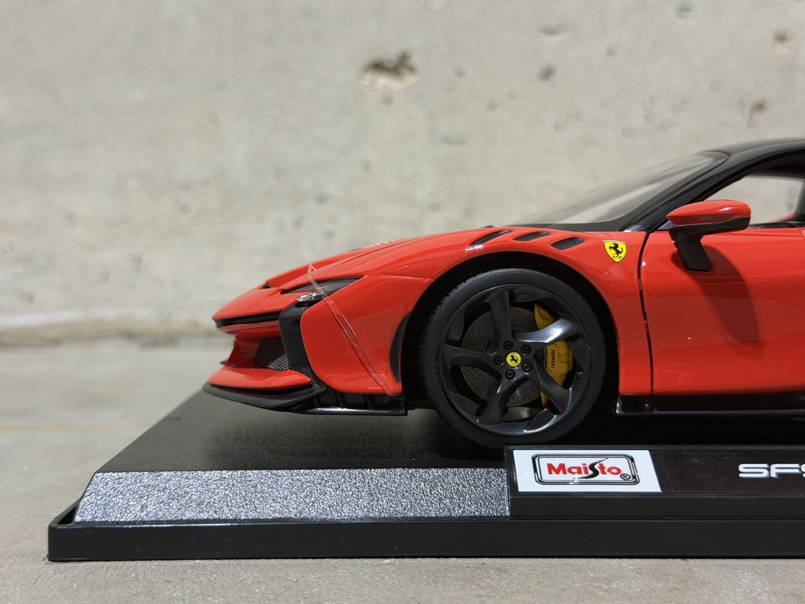 Ferrari SF90 XX Stradale 1:18 Maisto Special Edition – Red