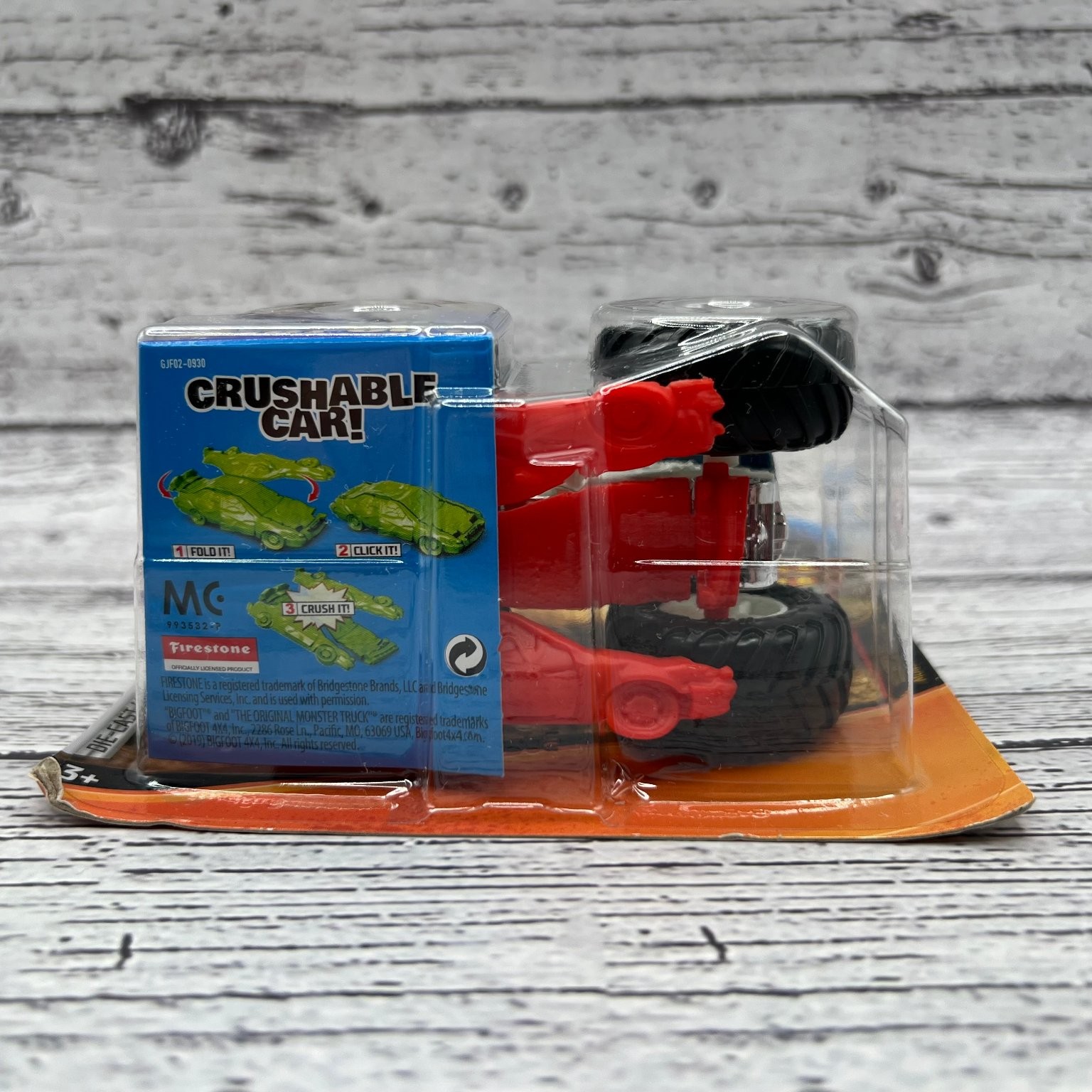 Hot Wheels Monster Trucks Bigfoot 2020 Monster Trucks Live 1:64 Crushable Car