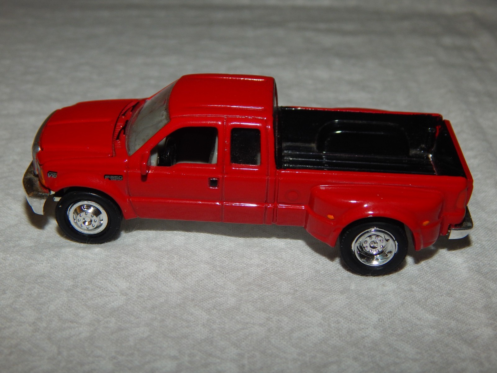 Racing Champions MINT 1999 Ford F-350 Dually Pickup ~ Red ~ 1998 (#165)