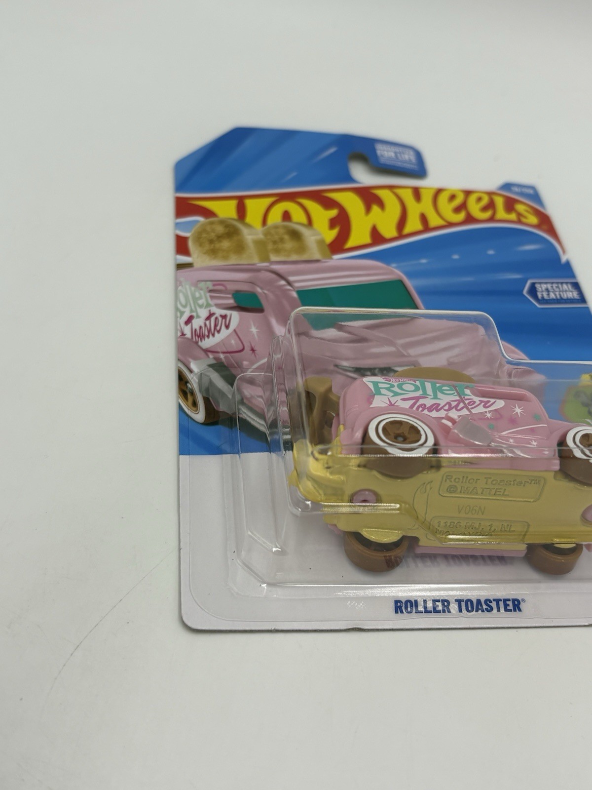 Lot of Two 2026 Hot Wheels Pink Roller Toaster Exerimotors Series 3/5 Cars