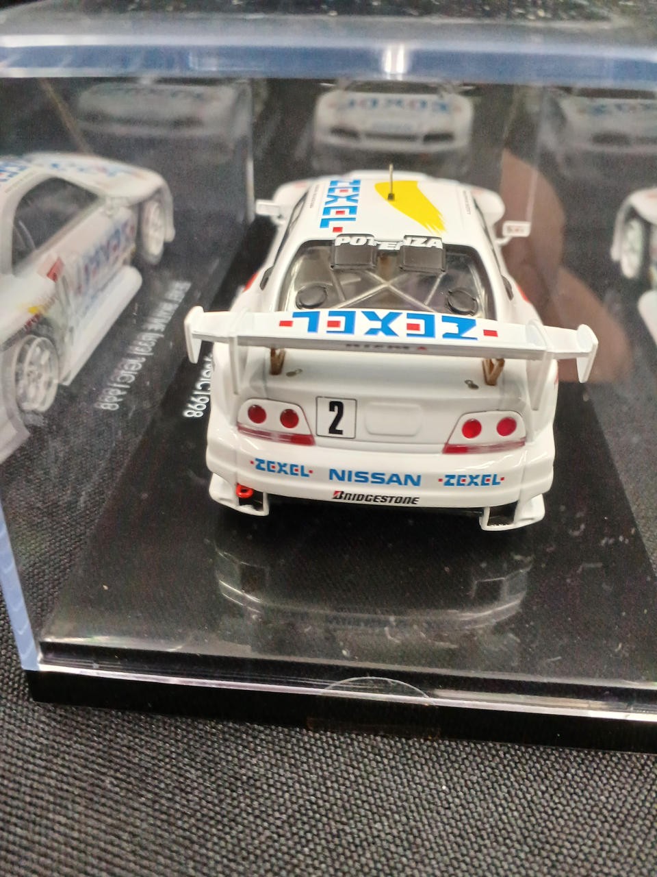 EBBRO White Display Case 1/43 Collectible 13+