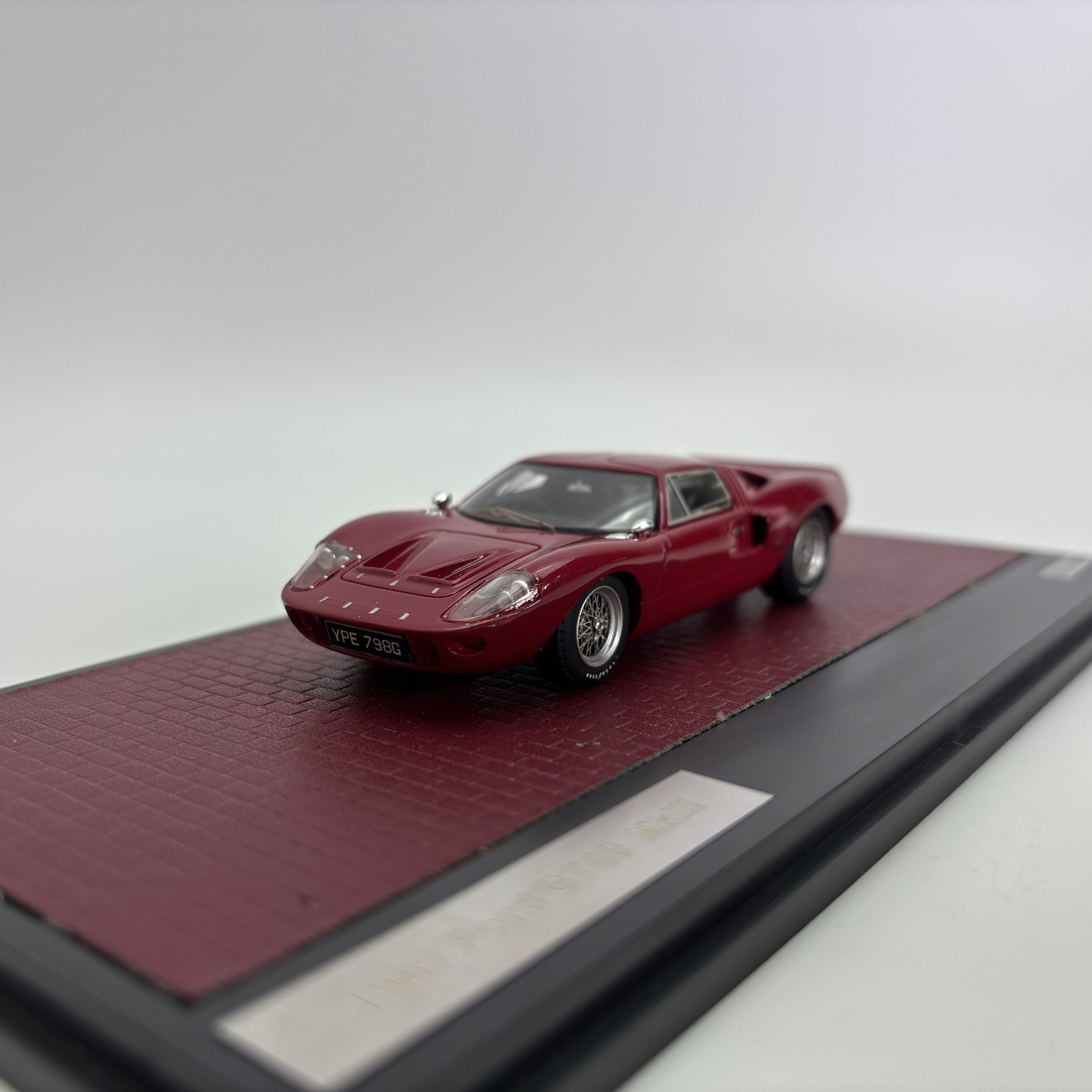 Matrix 1/43 1967 Ford GT40 MkIII Red Resin Car Model