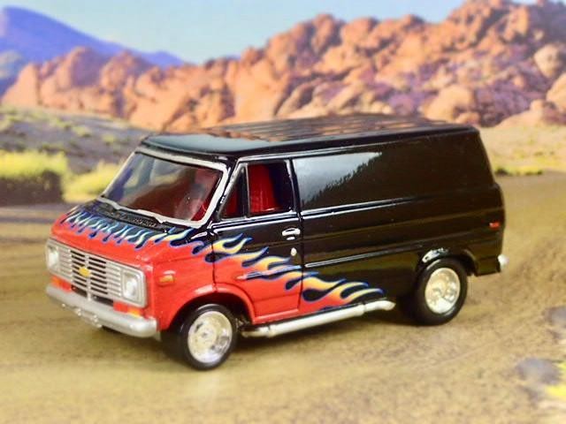 Hot Rod 1971–1996 Chevrolet 5.7L V8 Conversion Van 1/64 Scale Limited Edition O