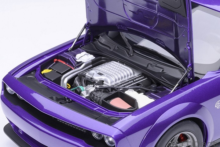Dodge Challenger SRT Superstock 2023 Plum Crazy in 1:18 scale by AUTOart