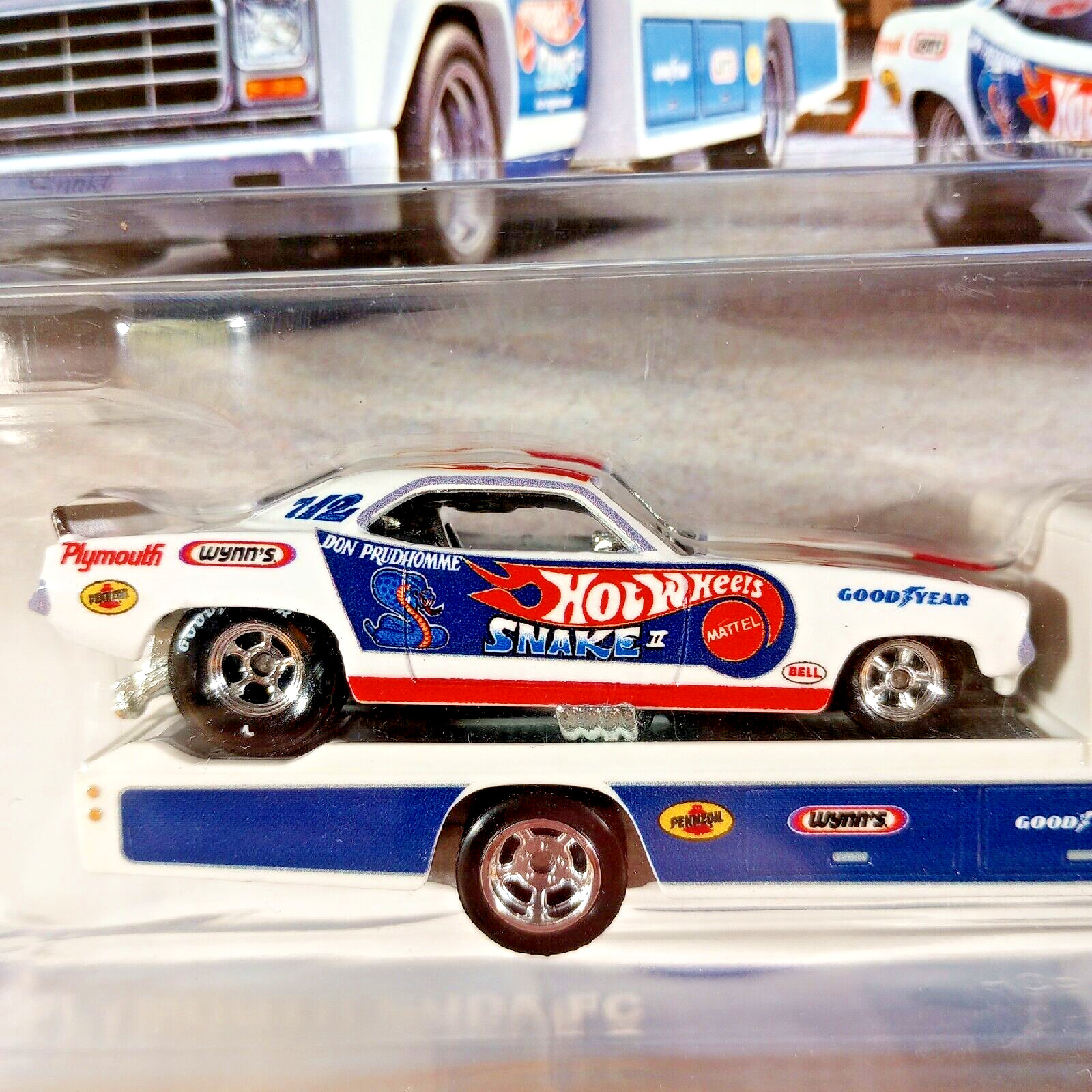 Hot Wheels Premium Car Culture Team Transport Snake 2 ’72 Plymouth Cuda F/C Rig
