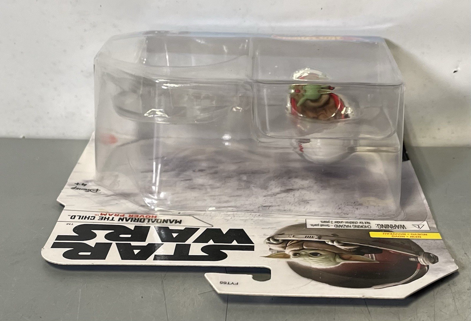 Hot Wheels STAR WARS The Mandalorian The Child (Baby Yoda) Hover Pram ~NEW