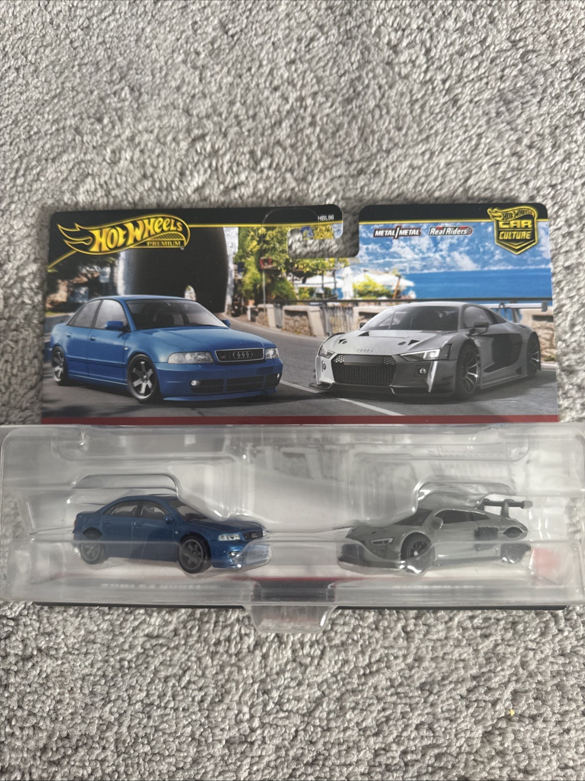 Hot Wheels Premium Car Culture Twin 2 Pack Audi S4 Quattro & Audi R8 LMS