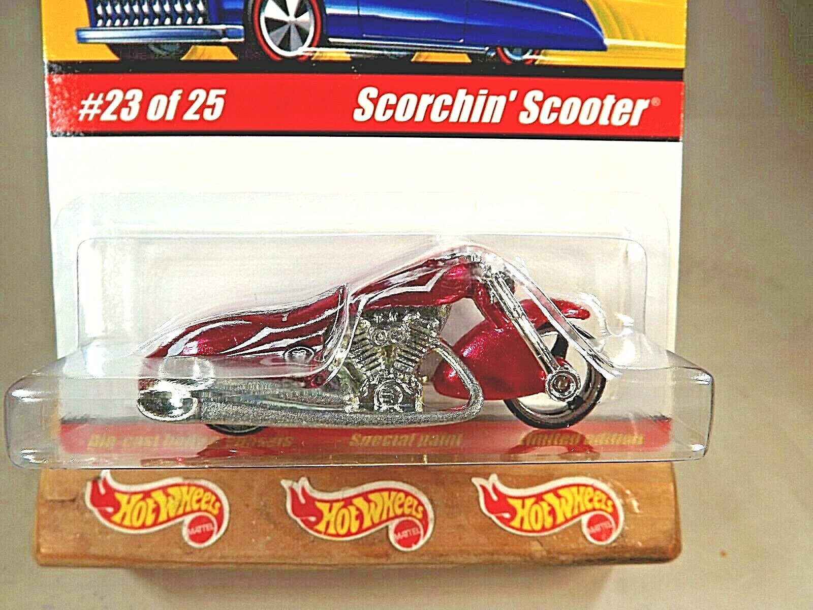 2004 Hot Wheels Classics Series 1 23/25 SCORCHIN SCOOTER Pink Variant w/BlkMC3Sp