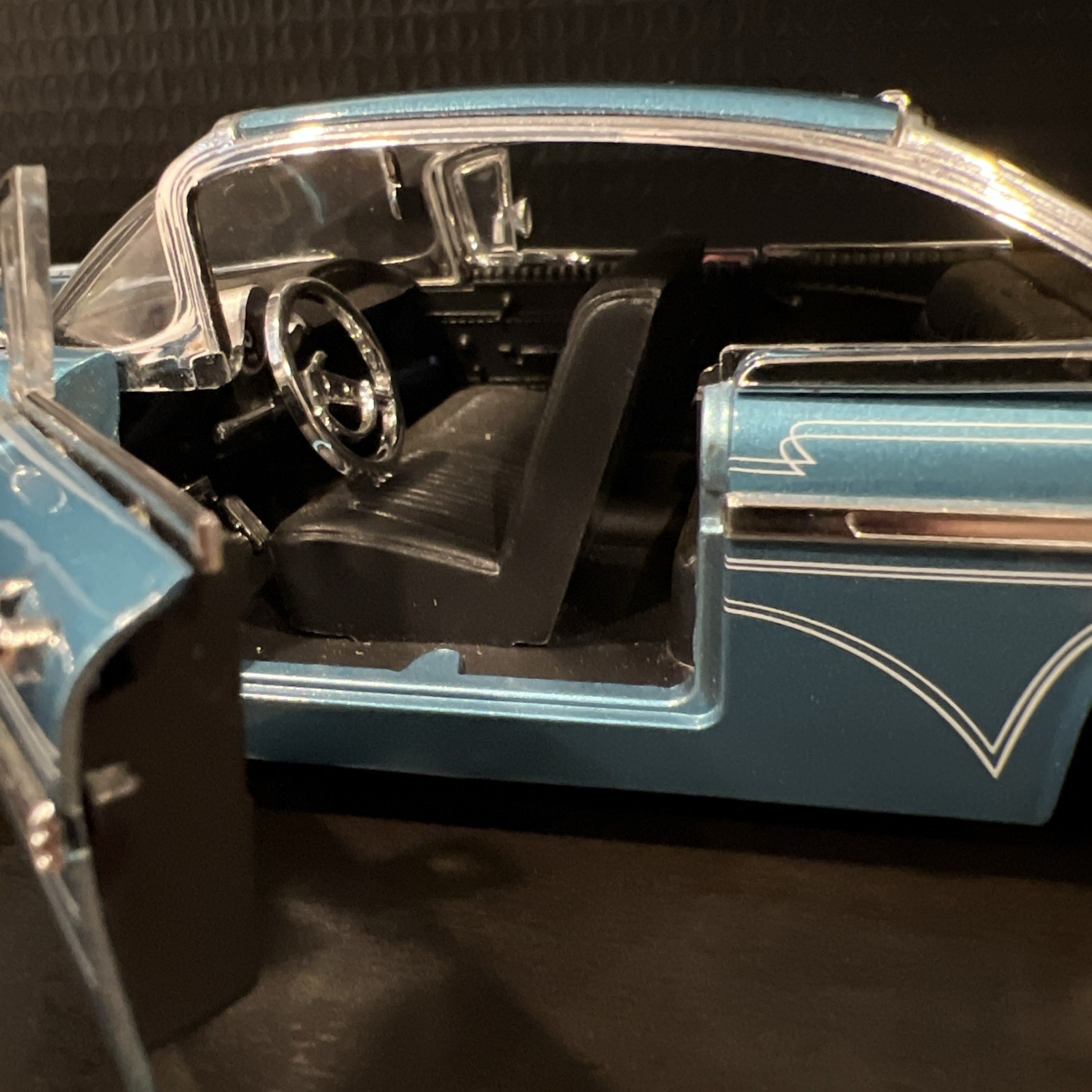 RARE 2001 Jada Toys Street Low 1959 Chevy Impala Blue 1/24 Lowrider Diecast
