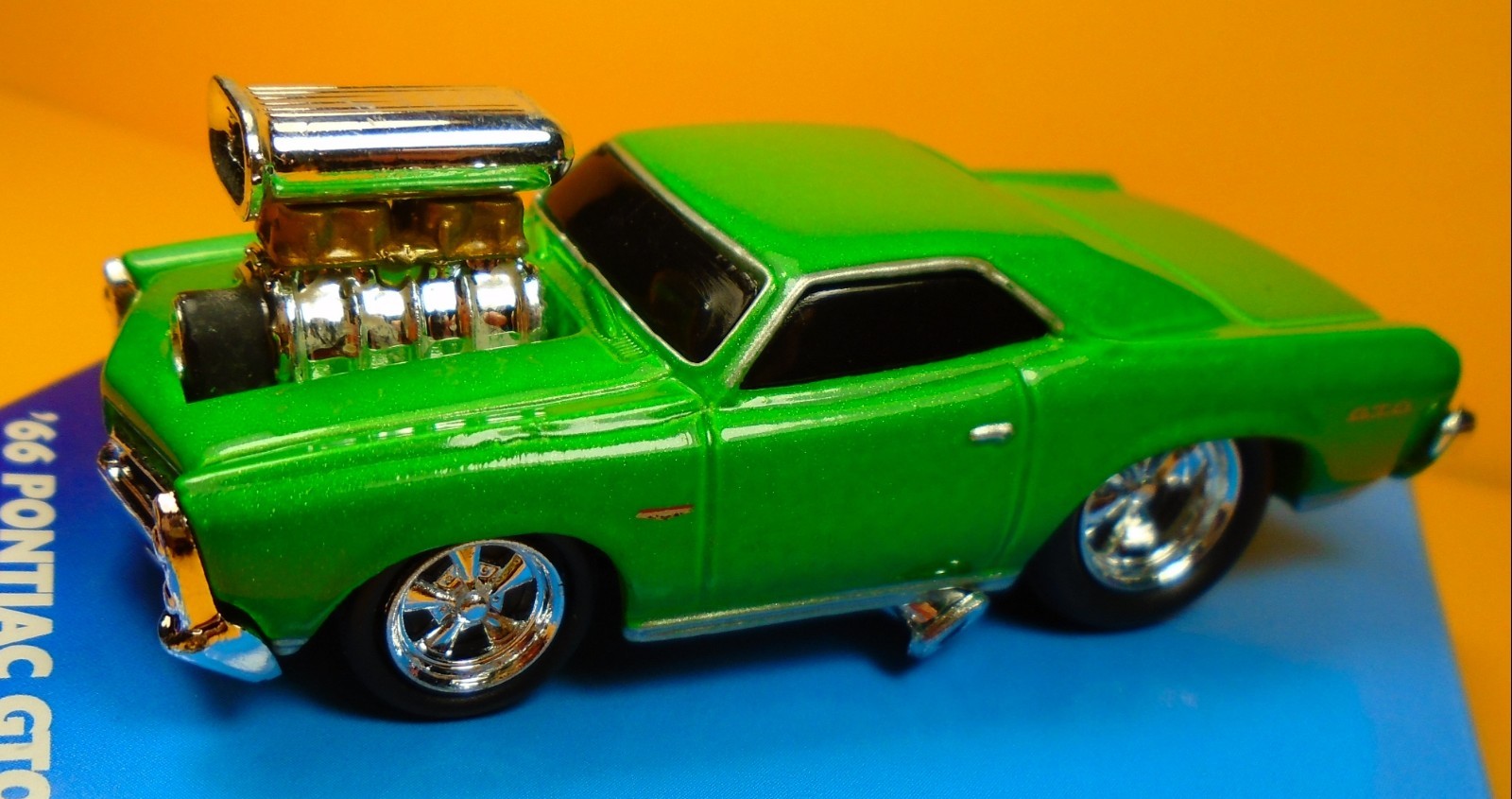 1966 66 Pontiac GTO Muscle Machines 1/64 2000
