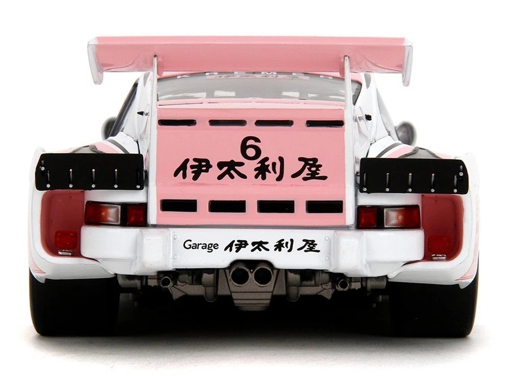 Jada 1:18 1981 Porsche 935 K3 – 1000KM Suzuka 1981 White/Pink Model Car 36386-7B
