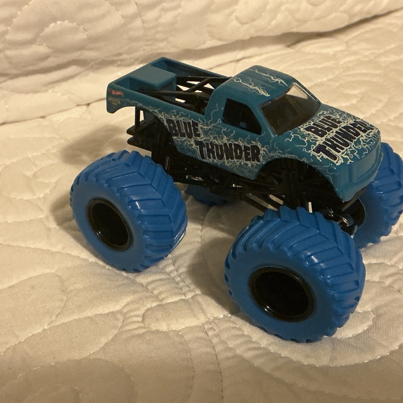 Blue Thunder Monster Jam Truck With Blue Tires And Black Rims – 1:64 Scale