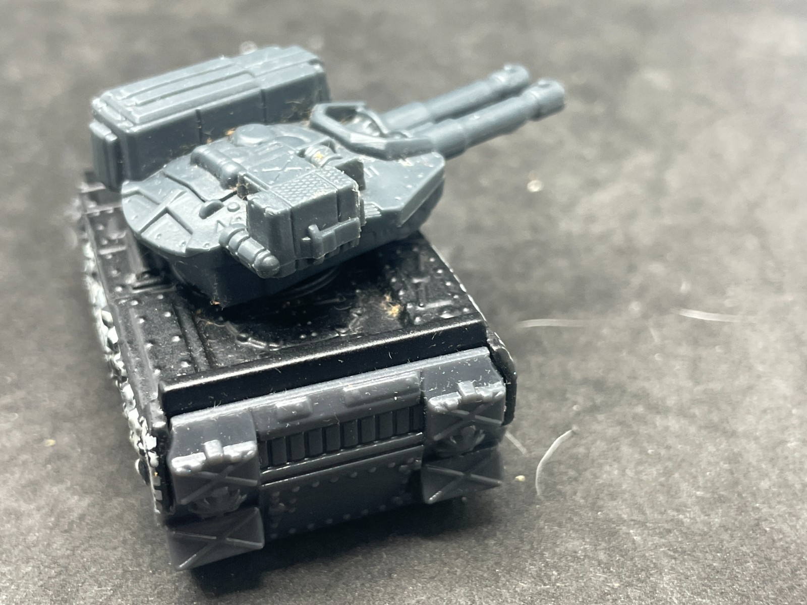 Matchbox on a Mission MB907 MBX Blockade Buster Black Camo Army Tank LOOSE