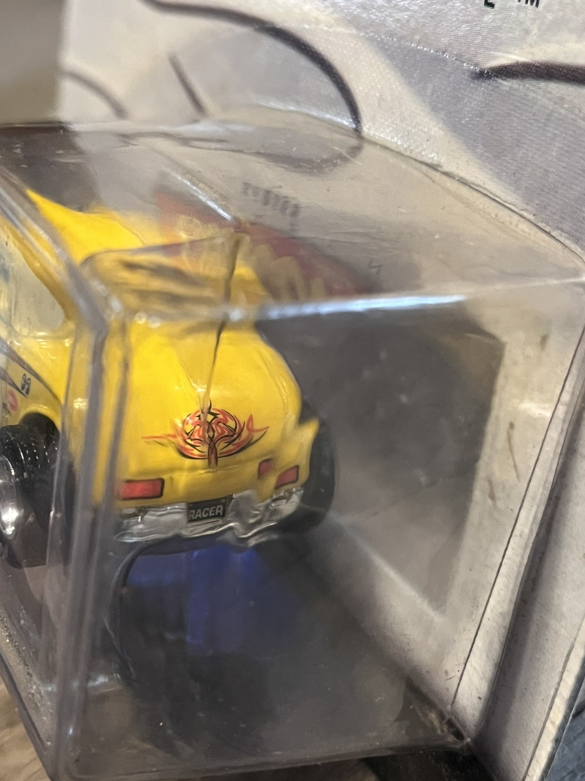 100% Hot Wheels Yellow ‘32 Ford Hot Rod Rod & Custom Magazine