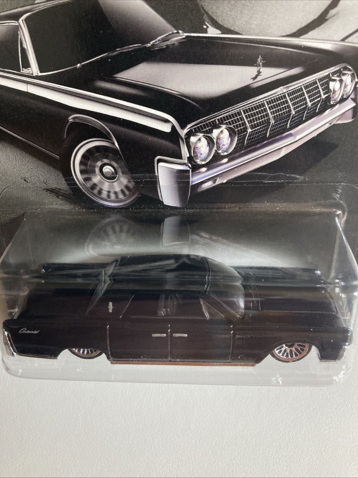 HOT WHEELS 2015 JAMES BOND 007 SERIES ’64 LINCOLN CONTINENTAL GOLDFINGER MOVIE