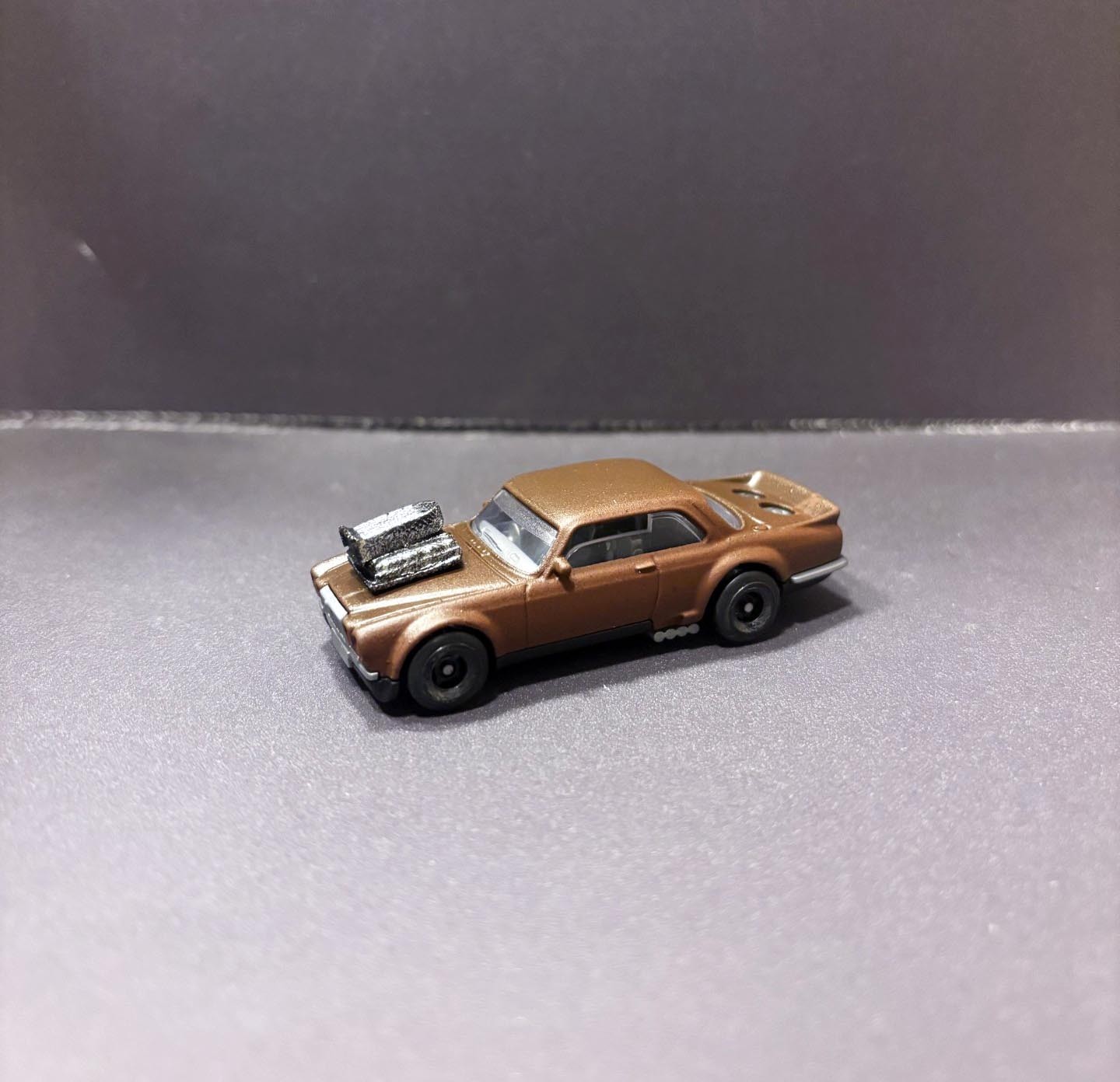 Custom HotWheels “DRAGUAR” and package from ROADKILL series BLOWN JAG JAGUAR