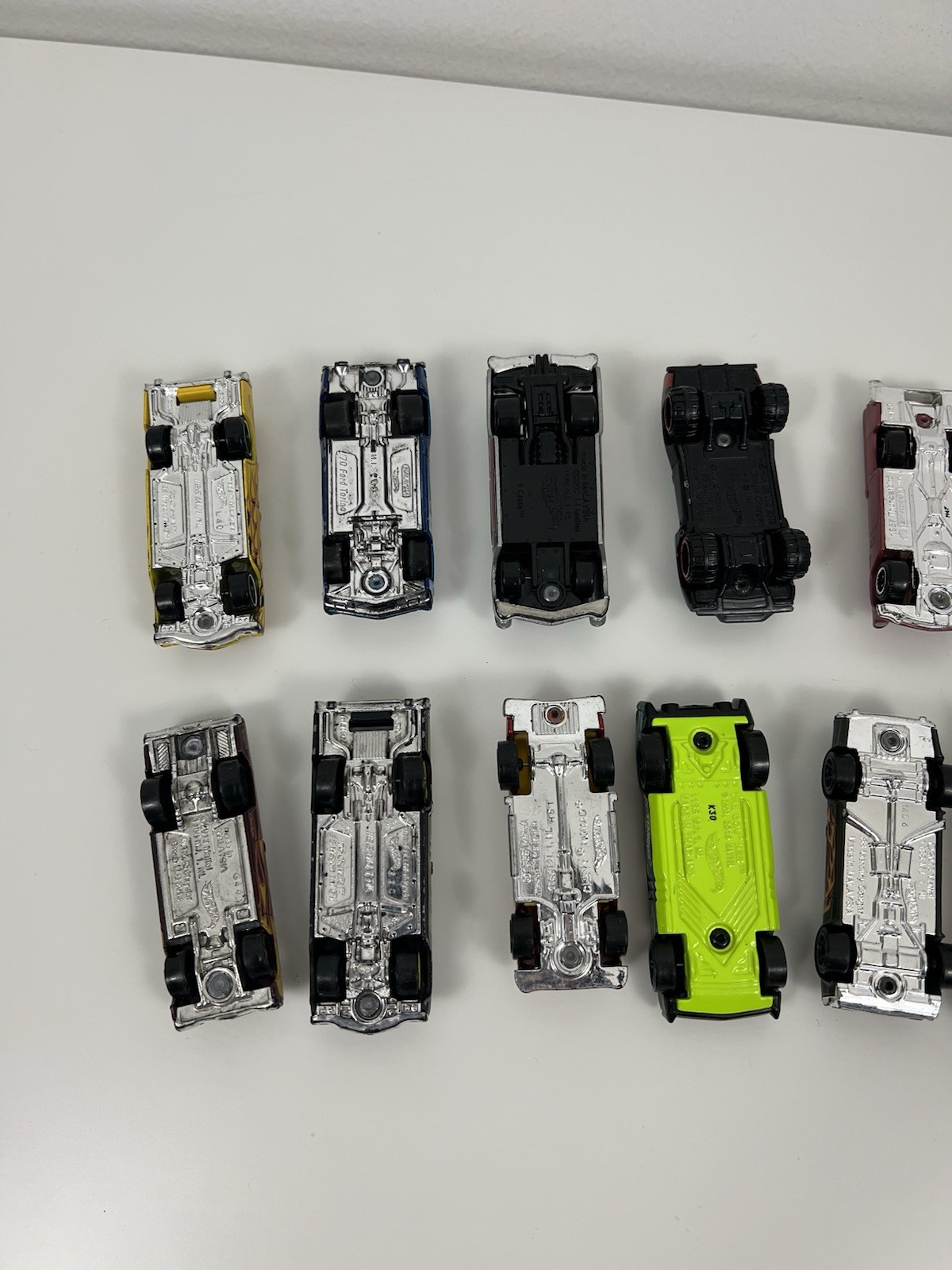 Hot Wheels Matchbox Mixed Lot Of 17 Impala Style Metal Die Cast Vehicles Loose