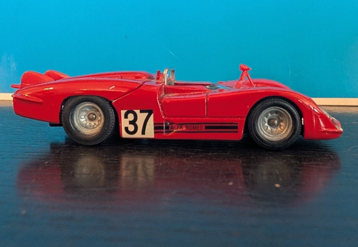 SOLIDO 1/43 Alfa Romeo Long Tail 33-3 Red No Box Great condition