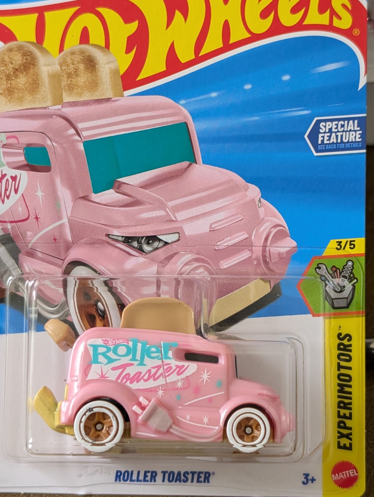 Hot Wheels 2026 Roller Toaster #039 Pink