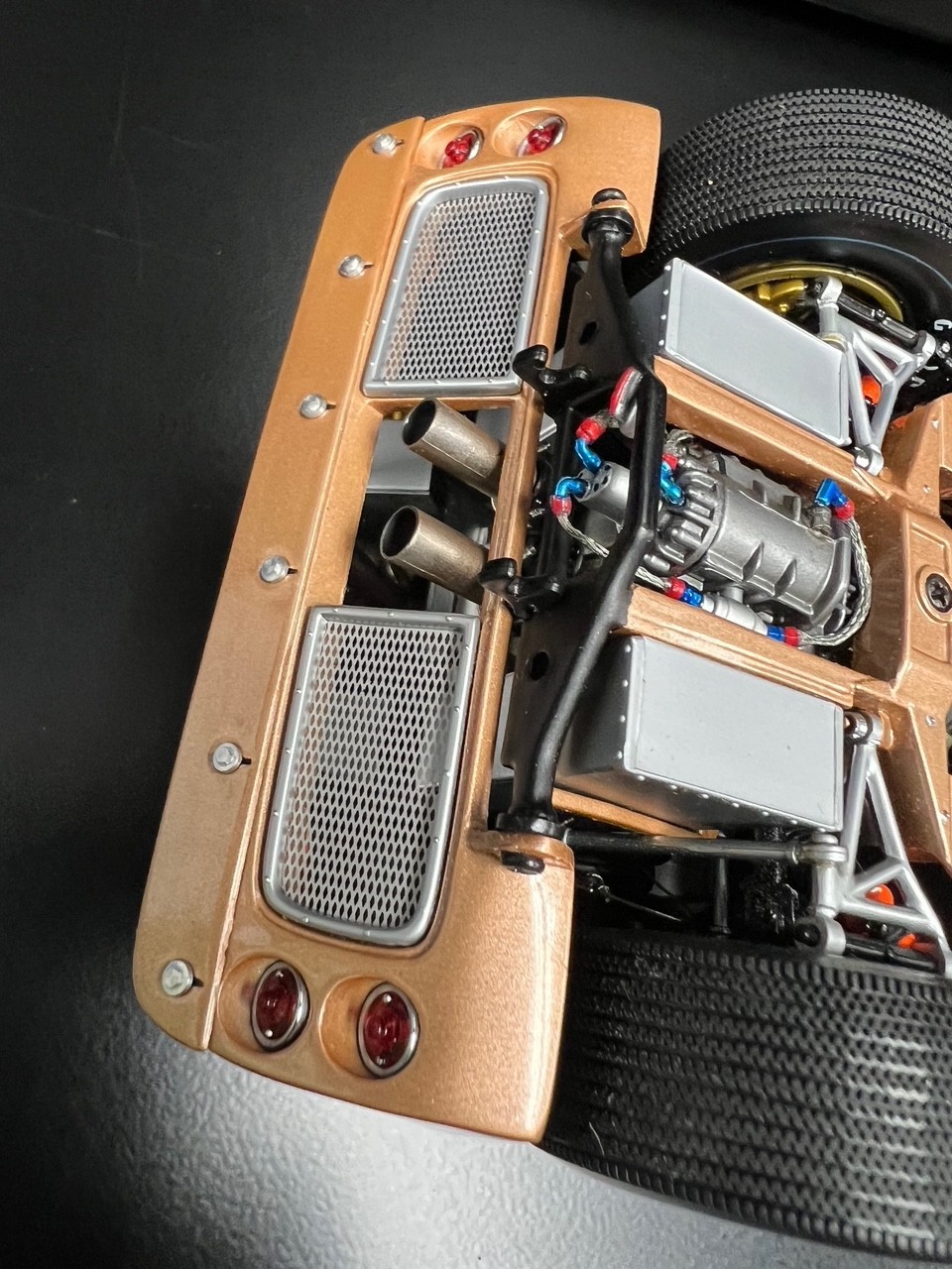 Exoto | 1:18 | SHIPPING DAMAGED | 1966 Ford GT40 Mk II | 3rd Le Mans