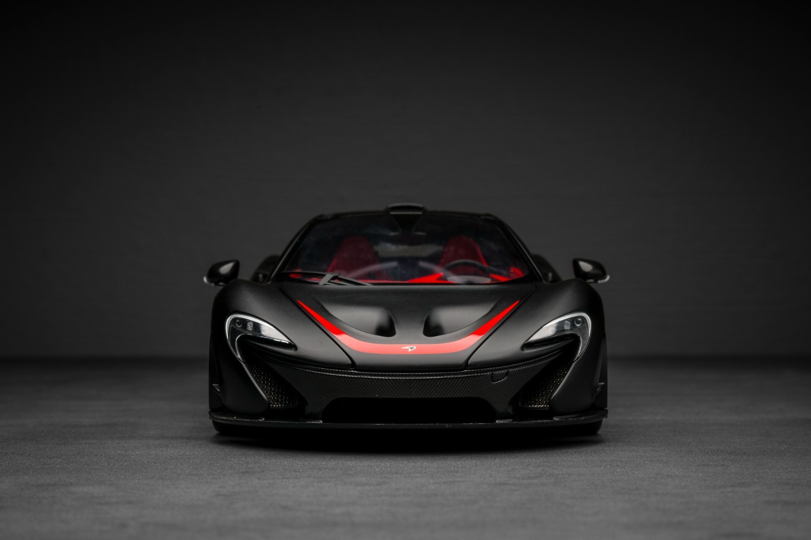 AUTOart 1/18 McLaren P1 Signature Black Matte MIB *RARE*