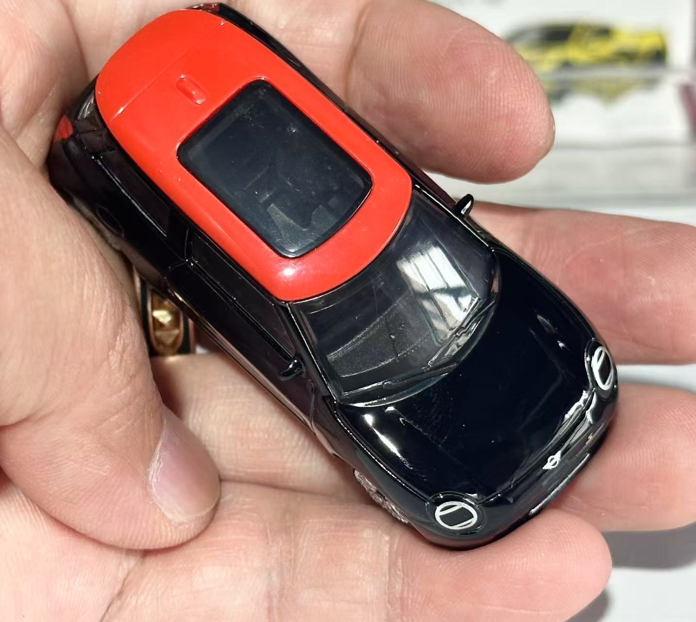 CCA 1:64 Mini Cooper Diecast Metal Model Car Vehicle New in Box