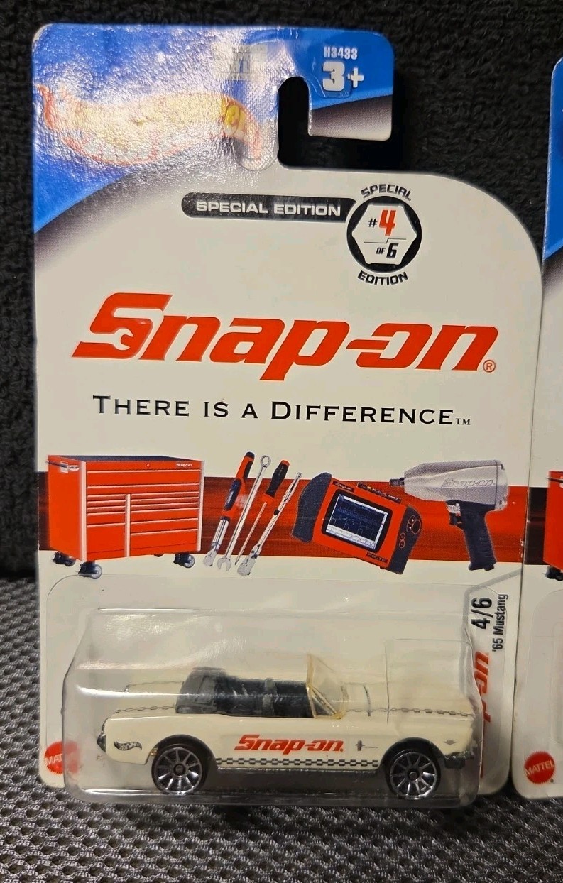 Hot Wheels Snap On ’57 Chevy ’65 Mustang