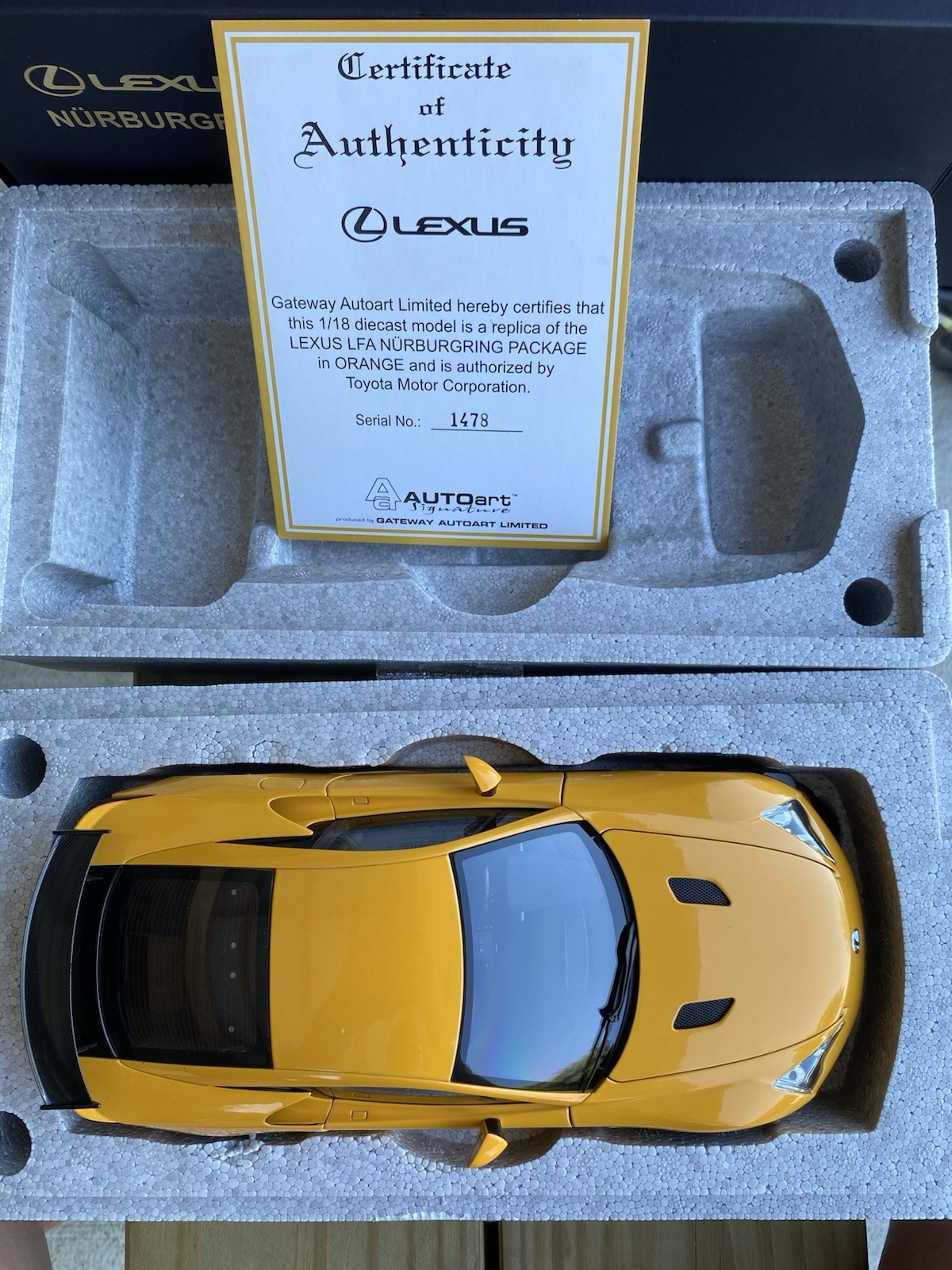 1 18 EBBRO 44516 LEXUS LFA Yellow model cars