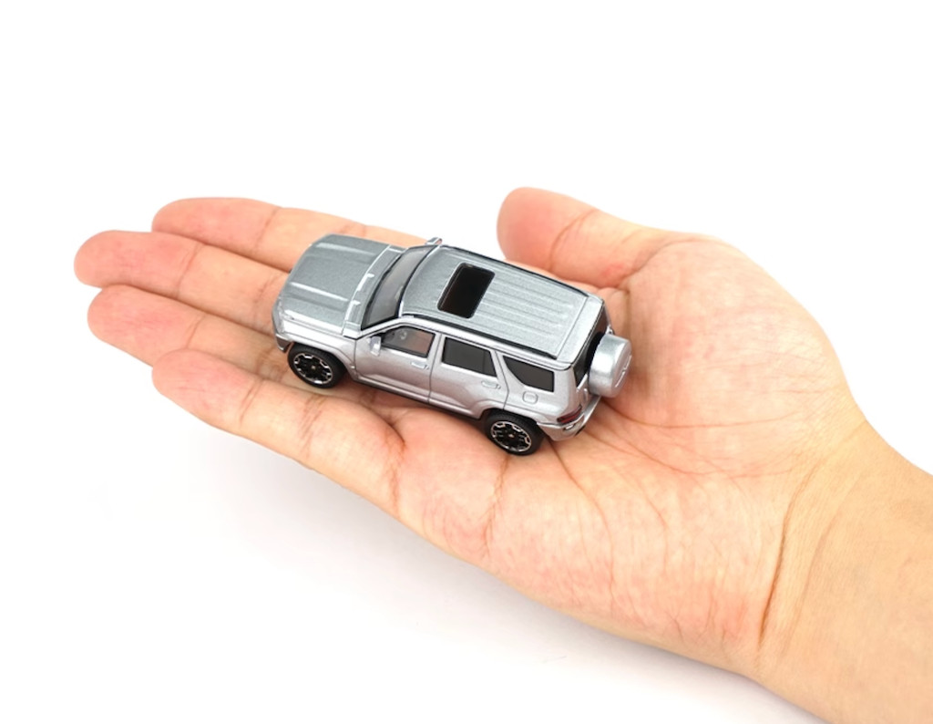 XCARTOYS 1:64 Silver Tank 700 ORV SUV Sports Model Diecast Metal Car