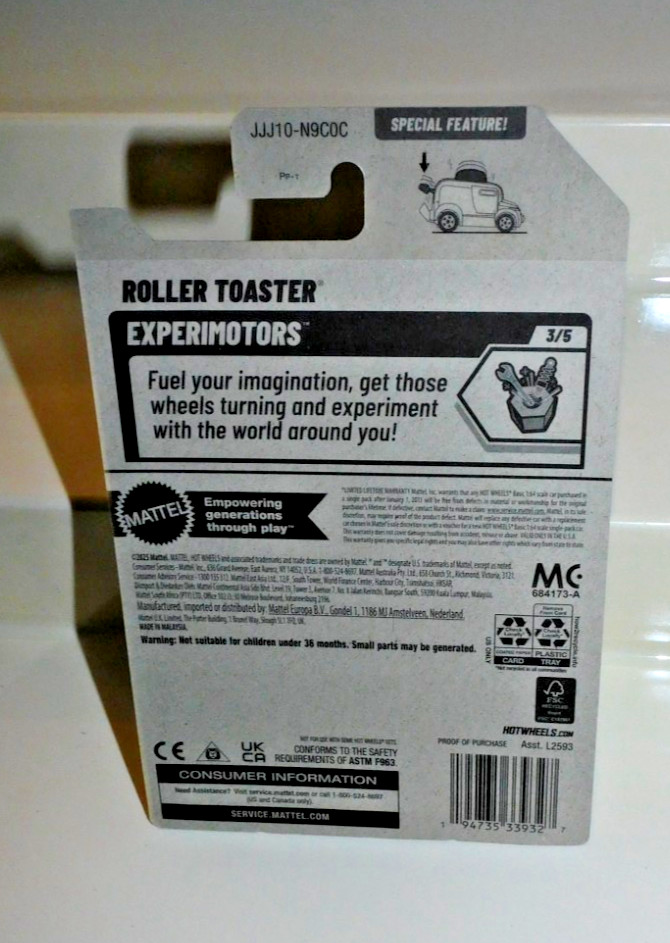HOT WHEELS 2025 #39 ROLLER TOASTER