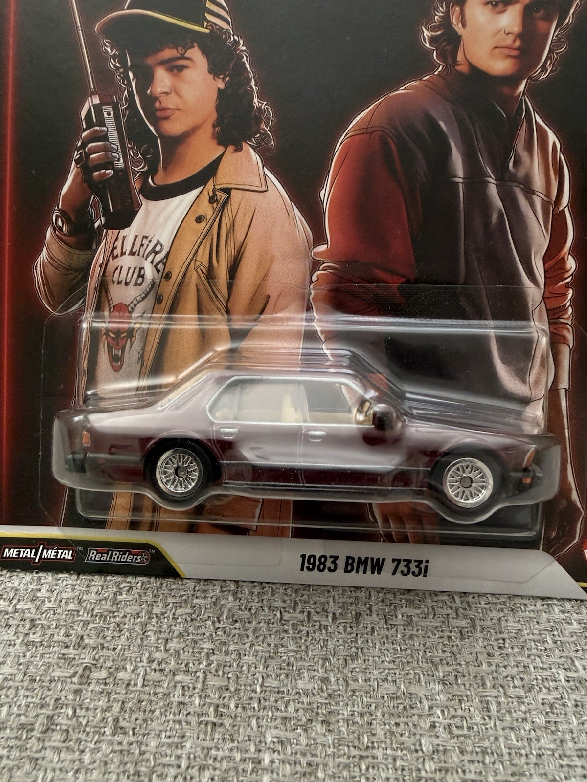 Hot Wheels Premium Pop Culture 1983 BMW 733i – Stranger Things