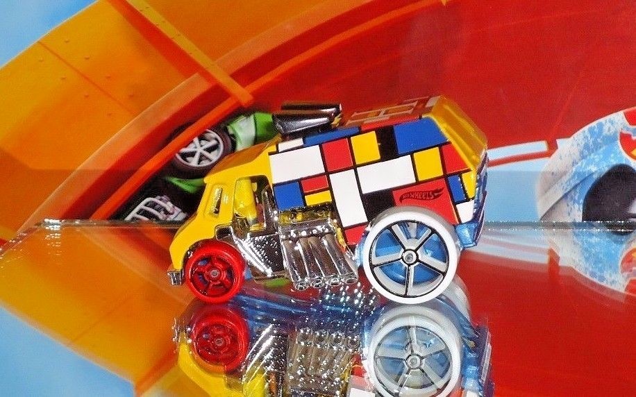 2017 HOT WHEELS HW ART CARS – Cool-One – Kmart Days Color Release – Loose