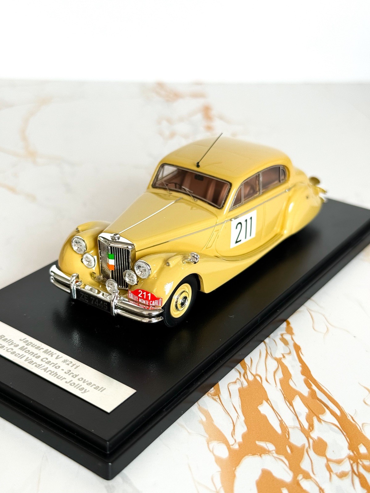 Matrix 1:43 Jaguar MK V #211 1951 Monte Carlo Rally 3rd Resin Model MXR41001-041