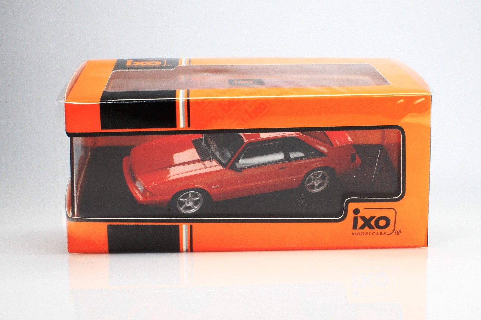 1992 Ford Mustang LX 5.0 Coupe 1:43 IXO Models CLC603N.22