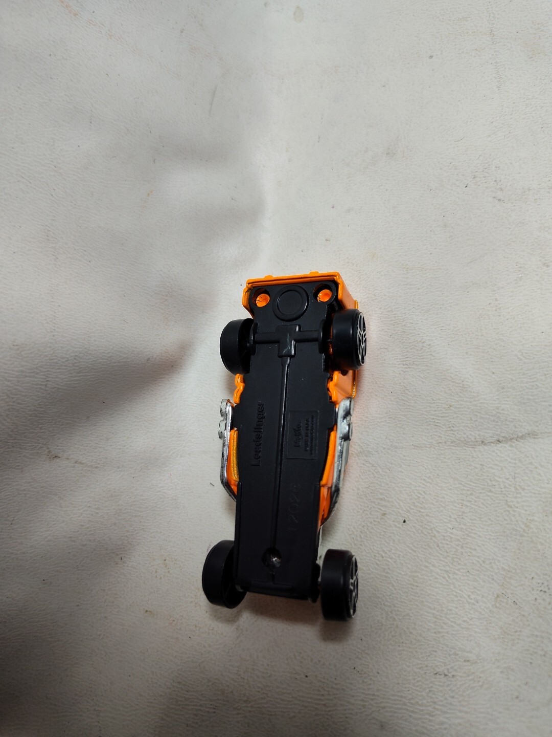 Orange Maisto Leadslinger 1:64 Scale Vehicle