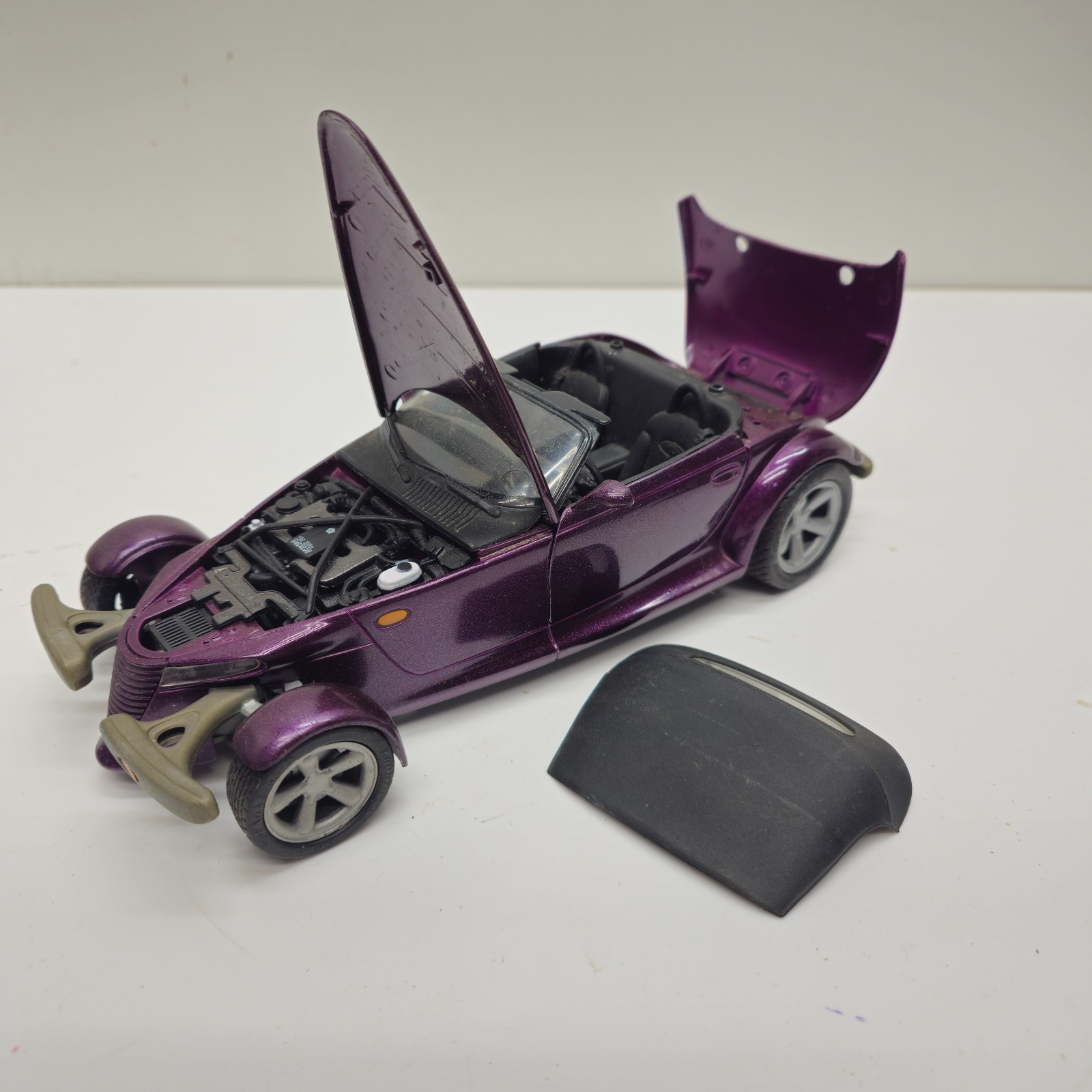 Anson Plymouth Prowler 1:18 Diecast Convertible Car Purple With Removable Top