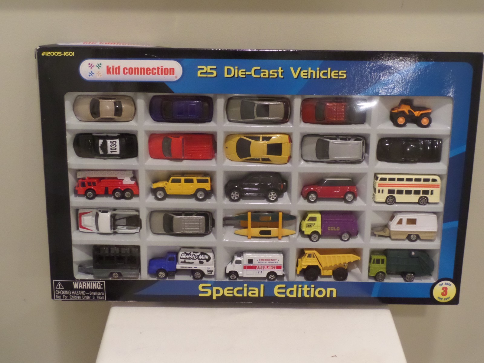 Vintage Kid Connection 25 Die Cast Vehicles 1:64 Special Edition Cars Truck Fire