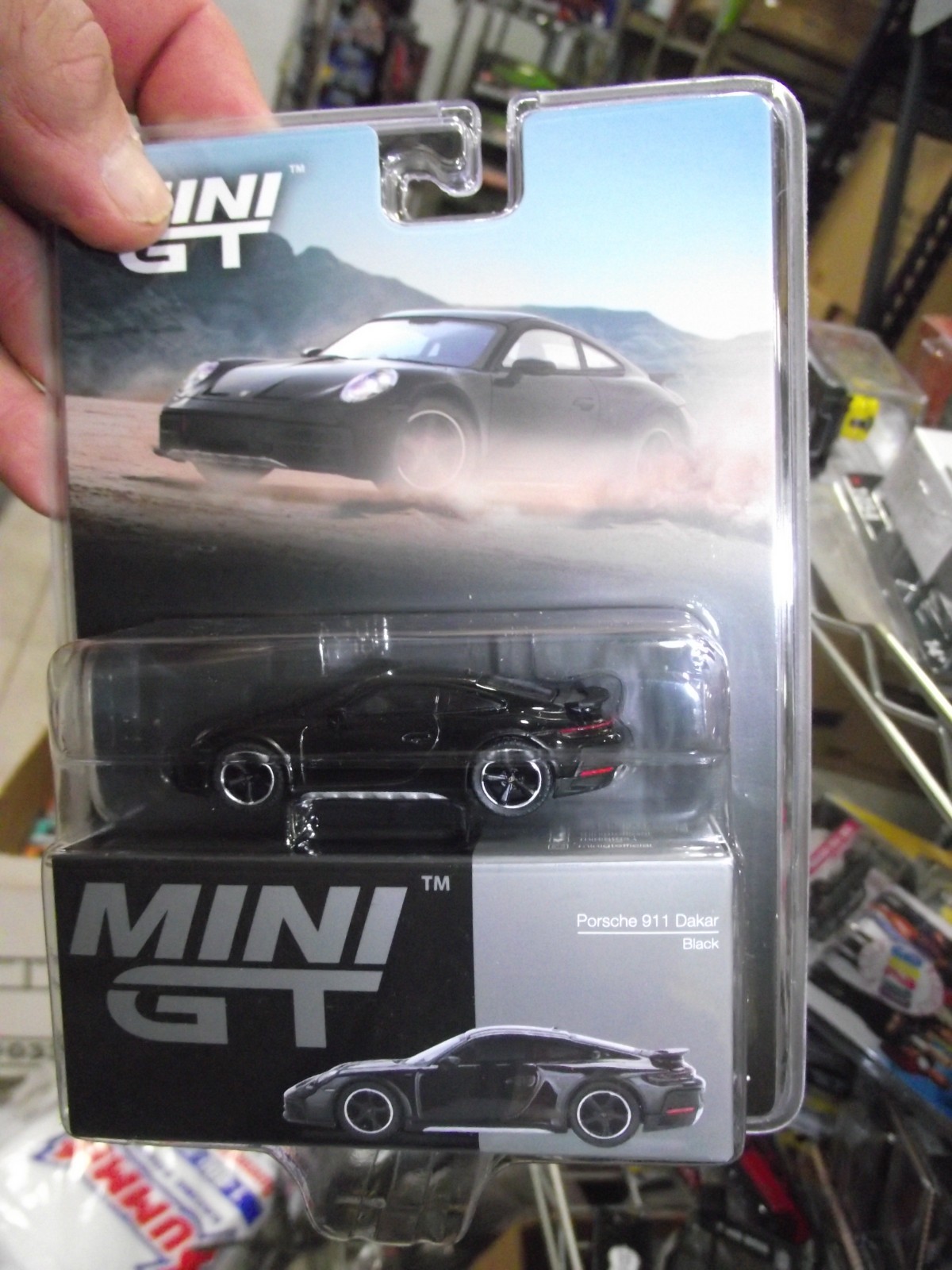 Mini gt 1/64 Porsche 911 Dakar black NIB
