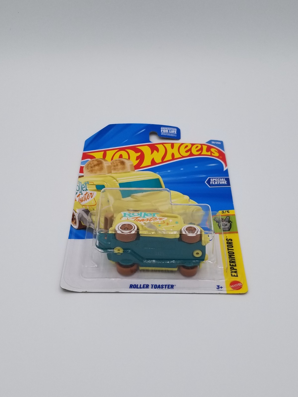 2026 Hot Wheels ROLLER TOASTER Yellow #39 Experimotors 3/5