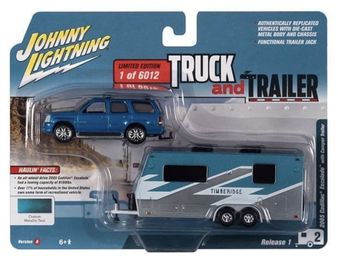 JOHNNY LIGHTNING 2005 CADILLAC ESCALADE & CAMPER TRAILER