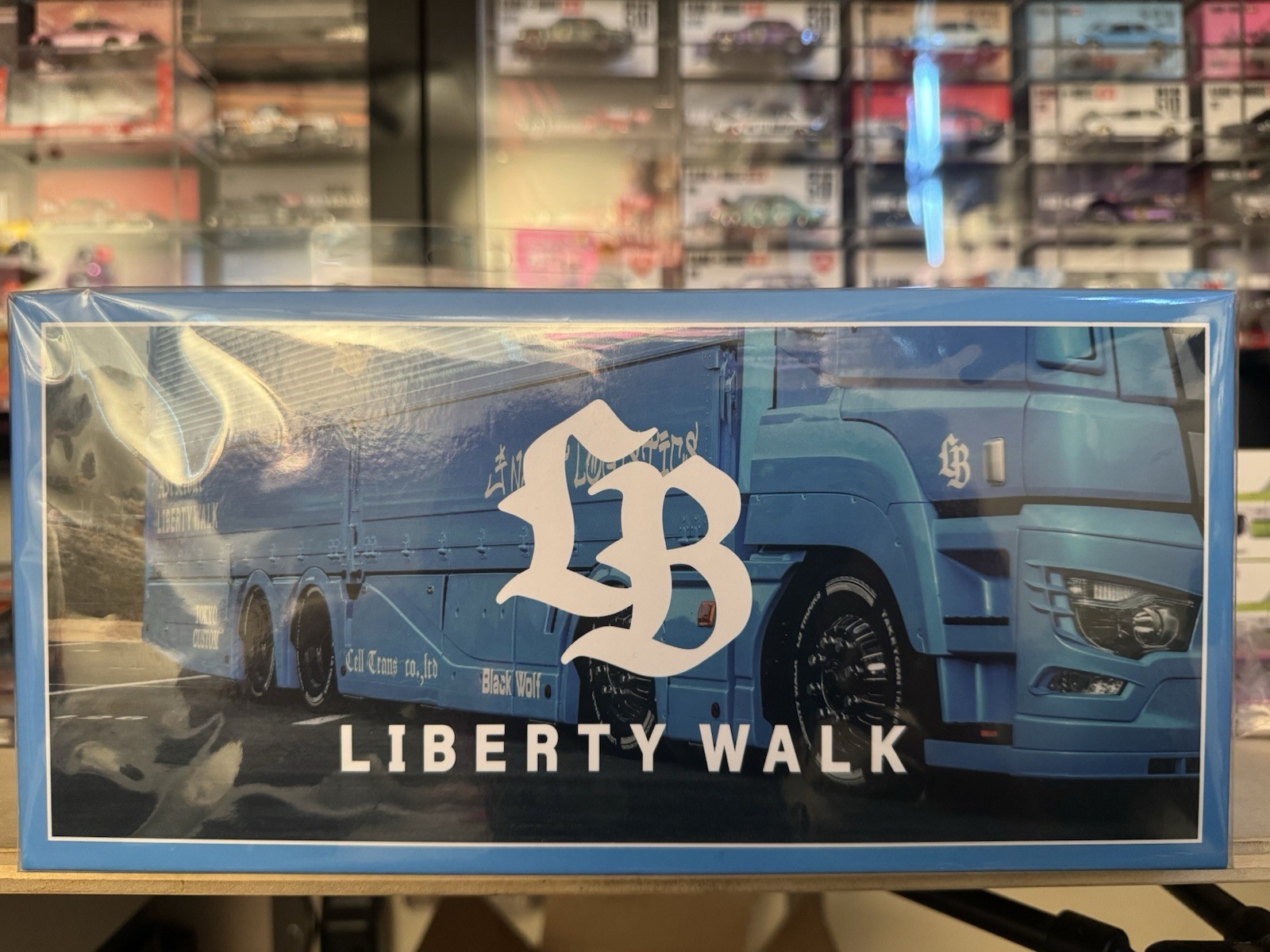Liberty Walk LB-TRUCKS Mitsubishi Fuso Super Great 1:64 Blue Diecast Truck