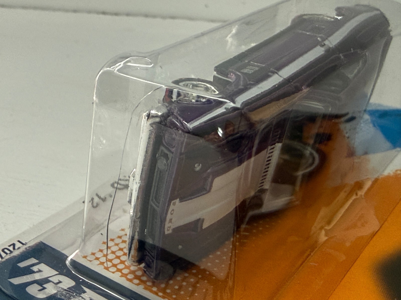 2012 HOT WHEELS SUPER TREASURE HUNT MUSCLE MANIA 10/10 ’73 FORD FALCON XB 1:64